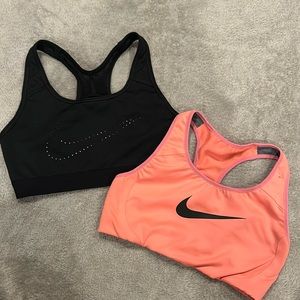2 XS Nike Sports Bras
